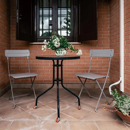 La Fragola Bed & Breakfast *